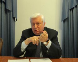 Пшонка обговорил с иностранными послами судьбу Тимошенко