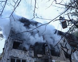 Наслідки масованої атаки росіян на Київ: багато руйнувань, є загиблі та поранені (фото)