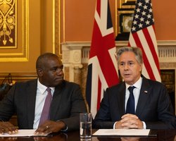 "Привезе дозвіл на удари по Росії": стала відома мета візиту Блінкена до Києва