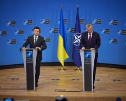 Зеленский будет участвовать в саммите НАТО 24 марта, — пресс-секретарь президента