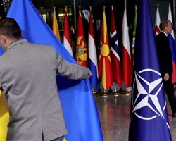 Идею членства Украины в НАТО без всех территорий обсуждают во властных кабинетах, — эксперт