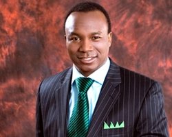 Сандей Аделаджа заявляет об интриганах в милиции