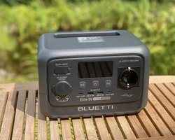 Недорога зарядна станція на всі випадки життя: якою моделлю задоволені українці (фото)