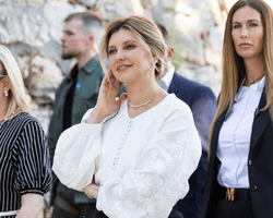 У вишиванці українського бренду: Олена Зеленська відвідала Сербію (фото)