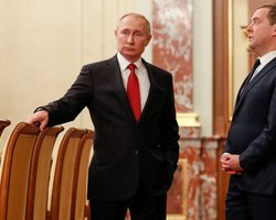 "Всі ходять під Богом і ракетами": у Путіна відповіли погрозами на видачу ордера на арешт