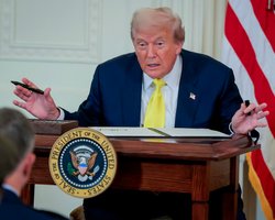 "Їздив 3,5 роки": Трамп розповів, чому Зеленського не покликали на Аляску