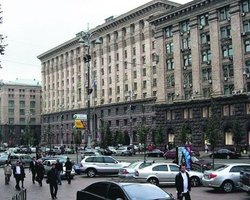 СБУ продолжает обыски в Киевсовете, - блок Кличко