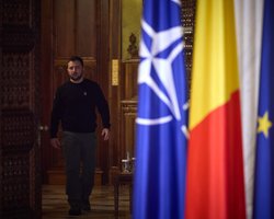 Вступление в ЕС, усиление ПВО и F-16: о чем Зеленский договорился в Румынии (видео)