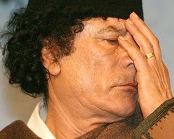 Интерпол объявил Муамара Каддафи в розыск