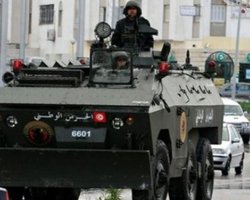 После переворота в Тунисе начались массовые грабежи