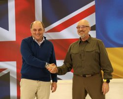 "Мы не Amazon": Уоллес обвинил Украину в "недостаточной благодарности" за помощь Запада