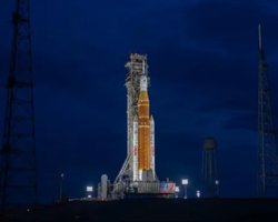 Впервые за 50 лет: NASA запускает миссию "Артемида II" — люди полетели к Луне (фото, видео)