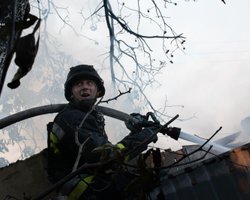 Пожары и разрушенные квартиры: как выглядит Херсон после обстрела 2 июля (фото)