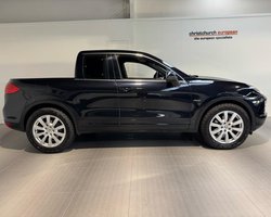 Єдиний у своєму роді: виявлено незвичайний дизельний пікап Porsche (фото)