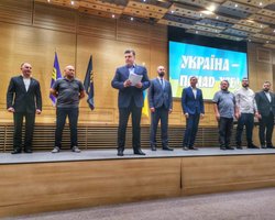 Тягнибок, Билецкий и Ярош будут баллотироваться в Раду вместе