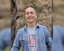 Сергій Мельничук: "Ювелірне мистецтво починається там, де прикраса починає викликати емоції"