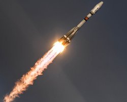 Росія запустила в космос ракету "Союз" з військовими супутниками: що відомо