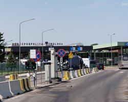 "Черги не зросли": у ДПСУ розповіли, як протести на кордоні впливають на проїзд авто й автобусів