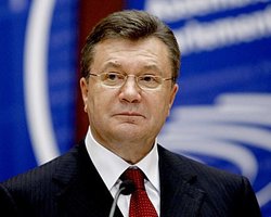 Янукович поручил готовиться к экономическому форуму с РФ