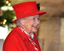 Улыбка во все зубы: появились фото Елизаветы II после смерти принца Филиппа (фото)