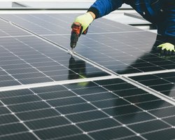 Как установить солнечные панели самостоятельно: инструкция пользователя из Украины (видео)