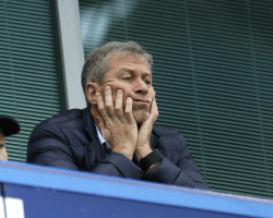 Зеленський просив Байдена не вводити санкції проти Романа Абрамовича, — The Wall Street Journal