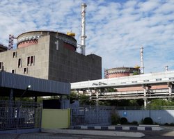 Запорізьку АЕС скоро підключать до енергосистеми Росії: що відбувається на об'єкті (відео)