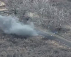 РУБпАК "Ахиллес" уничтожила технику ВС РФ под Бахмутом: какие потери понес враг (видео)