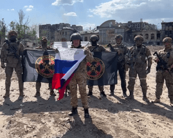 Пригожин заявил о взятии Бахмута "вагнеровцами": что сказали в ВСУ (видео)