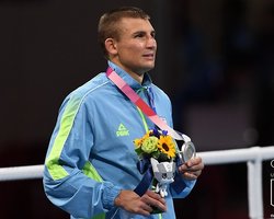 "Я відновився за 4-5 секунд після нокдауну": Хижняк про рішення судді в фіналі Олімпіади (відео)
