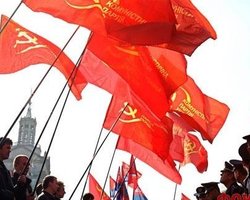 КПУ: Янукович обещал коммунистам лишить Бандеру звания героя