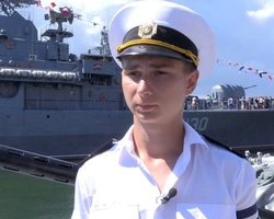 Захваченный в плен украинский моряк сидит в одной камере с экс-министром одной из  республик РФ