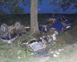 ДТП под Луцком: Москвич разорвало пополам. Есть жертвы