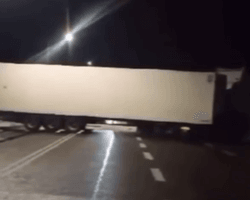 Кордон Польщі та України знову частково заблоковано: прикордонники озвучили деталі (відео)