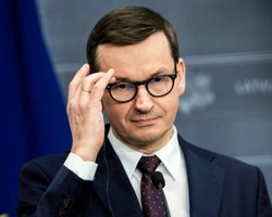 В МИД Польши говорят, что "были удивлены" заявлением премьера Моравецкого об оружии для Украины