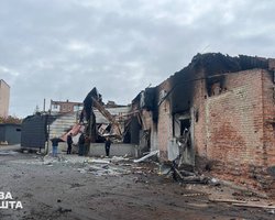 Окупанти знищили депо "Нової пошти": чи компенсують українцям гроші за посилки