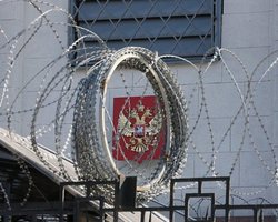 "Петля сжимается": страны Запада ввели против России более 10 тысяч санкций