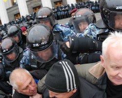 Сюжет дня. Украину могут захлестнуть революция или репрессии