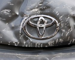 Toyota отзывает рекордное в истории число автомобилей
