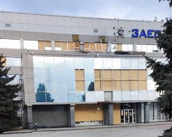 Оккупанты планируют взрывать боеприпасы напротив энергоблока Запорожской АЭС, — Энергоатом