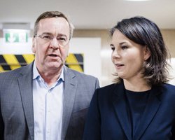 Германия призвала партнеров найти системы ПВО для немедленной передачи Украине