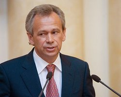 Экспорт украинского зерна упал в два раза