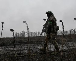 Бросили в дождь "значительные силы": ВСУ за двое суток уничтожили роту россиян под Покровском (видео)