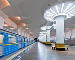 Кернес хочет открыть метро Харькова уже 12 мая