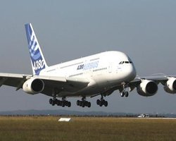 Двигатели Airbus A380 тщательно проверят