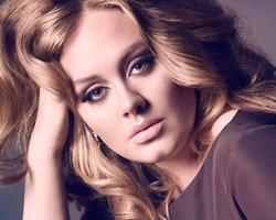 Адель снимется в шпионском боевике, - СМИ