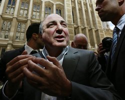 Перед смертью Березовский просил у Путина прощения и разрешения вернуться в Россию - пресс-секретарь