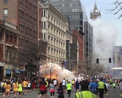 В аэропорту Бостона разрешили посадку гражданских судов