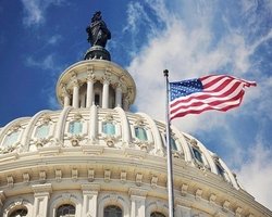 США еще не выяснили, кто причастен к утечке секретных документов по Украине, — Белый дом