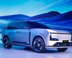 Chery представила оригинальные электрифицированные модели премиум-класса с автопилотом (фото)